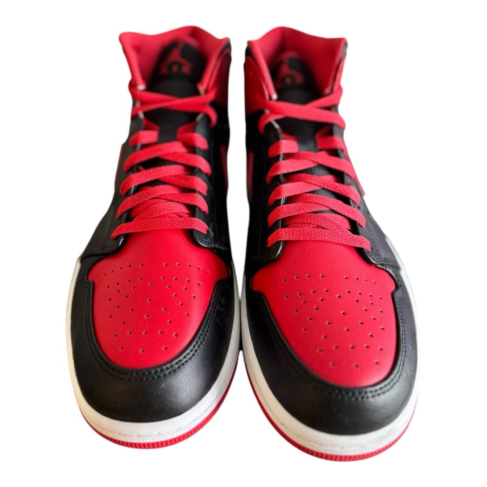 Jordan 1 Mid Black/Fire Red-White size 13