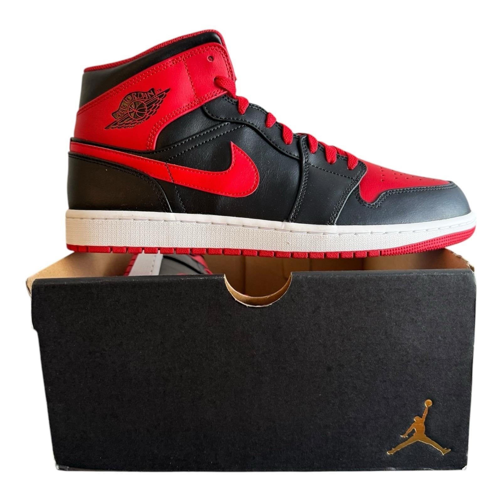 Jordan 1 Mid Black/Fire Red-White size 13